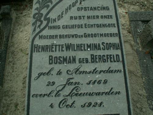 1928 - Grafsteen Henriëtte Wilhelmina Sophia Bergfeld - Begraafplaats Leeuwarden