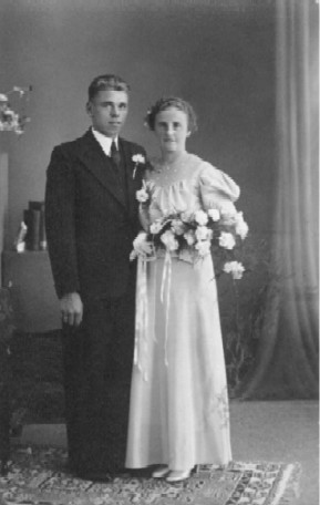 1939 - Trouwfoto Jan Hendrik Bergveld (geb. 3-2-1914) en Geurtje Annetje van Amerongen