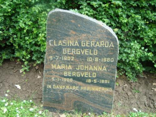 1980 - Grafsteen Clasina Gerarda Bergveld (geb. 9-7-1902) en Maria Johanna Bergveld (geb. 5-1-1900) - Begraafplaats IJsselstein (Ut)