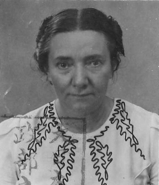 1942 - Elisabeth Frederika Maria Krull (geb. 11-9-1887)