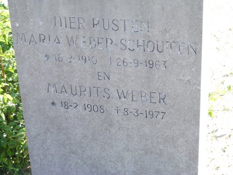1963 - Grafsteen Maria Schouten en Maurits Jacobus Weber - begraafplaats Grave